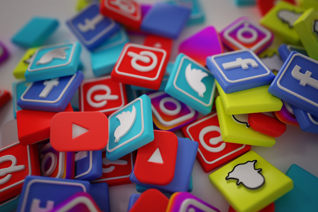 Social Media Optimization services by Duniya Ads in Madurai